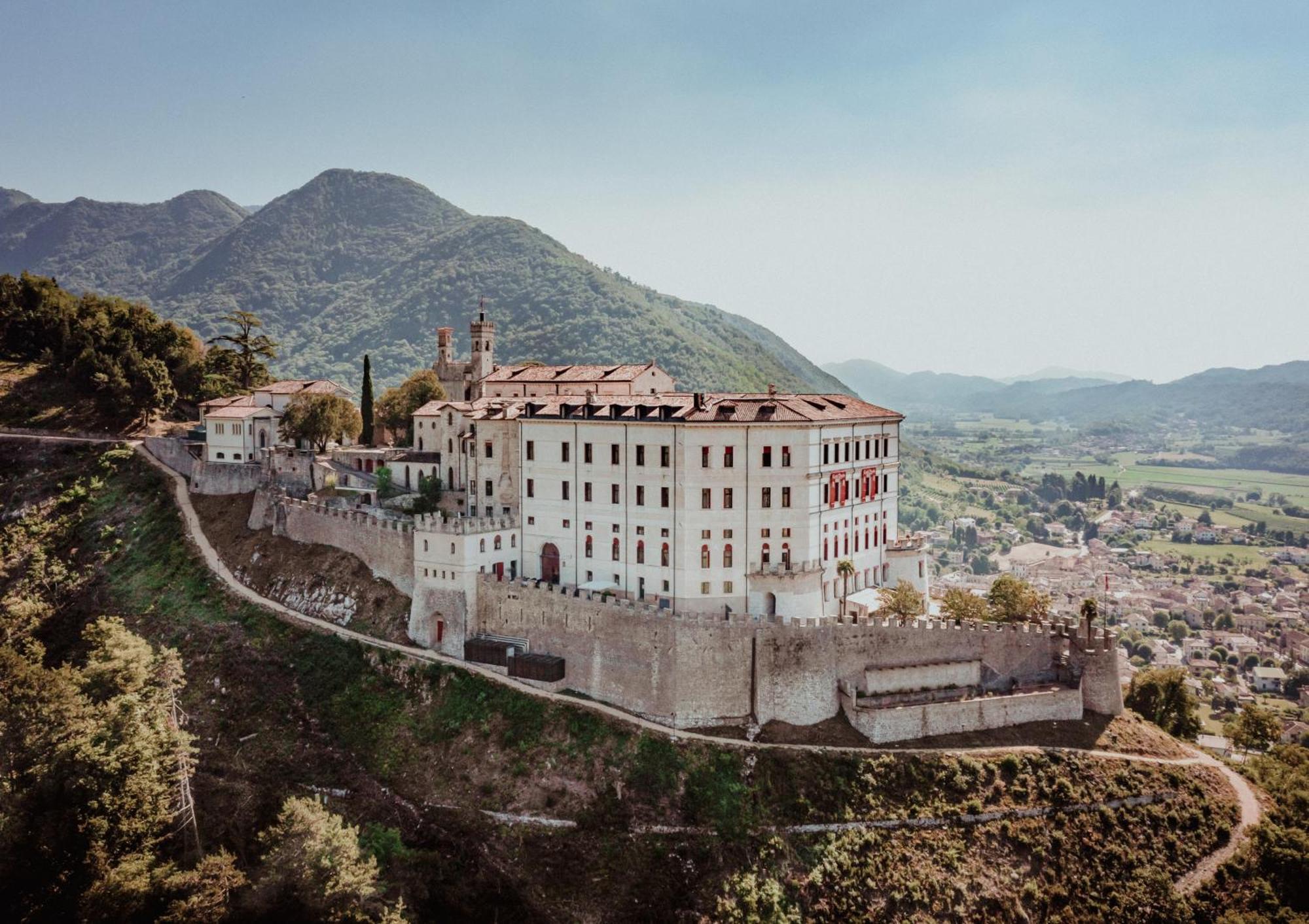 Hotel Castelbrando Cison di Valmarino Esterno foto