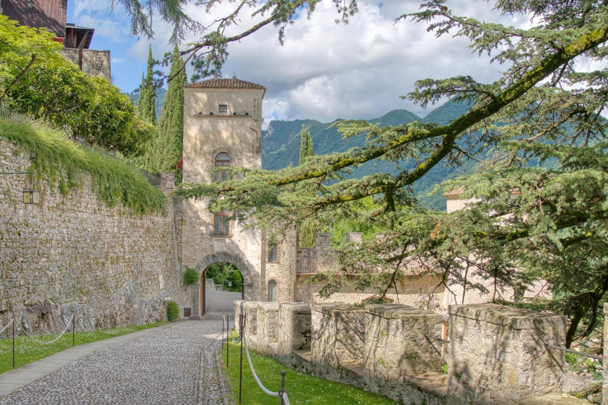 Hotel Castelbrando Cison di Valmarino Esterno foto